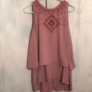 Knox rose spring/summer top